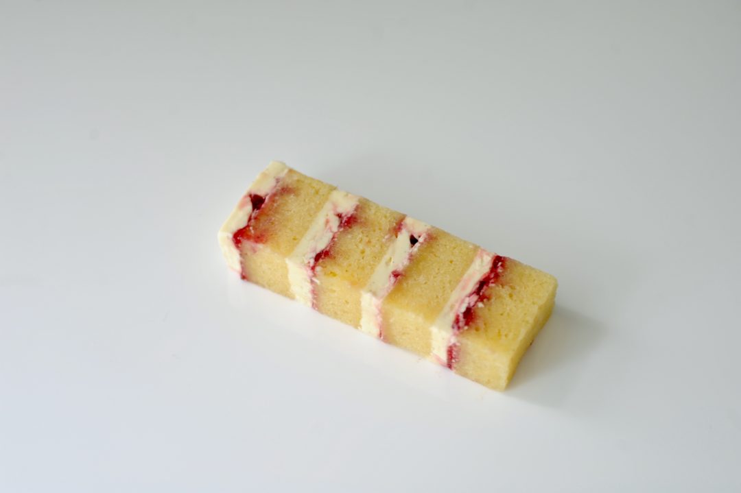 white chocolate & raspberry Prosecco