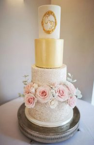 Classic white and gold with sugar roses